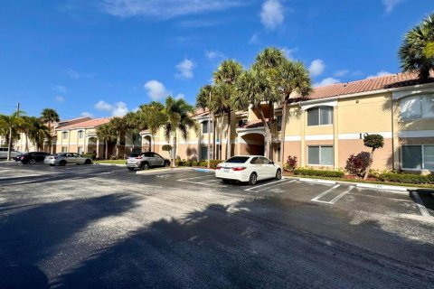 Condo à Boynton Beach, Floride, 2 chambres  № 2273474