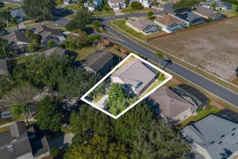 Casa en venta en Kissimmee, Florida, 7 dormitorios, 267.93 m2 № 2239392 - foto 3