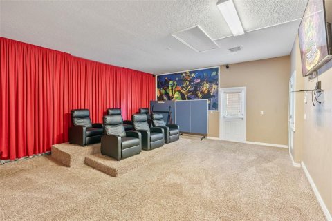 Casa en venta en Kissimmee, Florida, 7 dormitorios, 267.93 m2 № 2239392 - foto 22