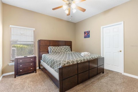 Casa en venta en Kissimmee, Florida, 7 dormitorios, 267.93 m2 № 2239392 - foto 26
