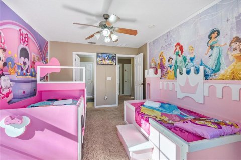 Casa en venta en Kissimmee, Florida, 7 dormitorios, 267.93 m2 № 2239392 - foto 12