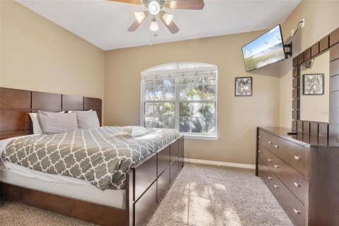 Casa en venta en Kissimmee, Florida, 7 dormitorios, 267.93 m2 № 2239392 - foto 29