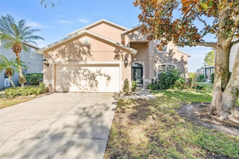 Casa en Kissimmee, Florida 7 dormitorios, 267.93 m2 № 2239392