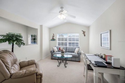 Condo in Fort Myers, Florida, 2 bedrooms № 2214714 - photo 8