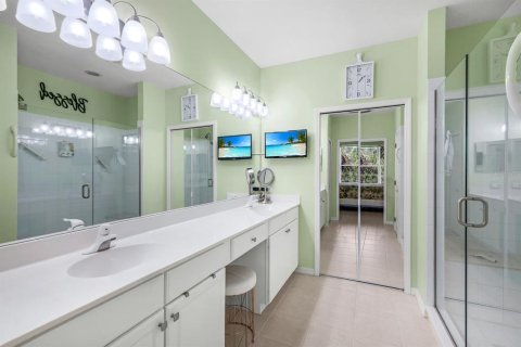 Condo in Fort Myers, Florida, 2 bedrooms № 2214714 - photo 22