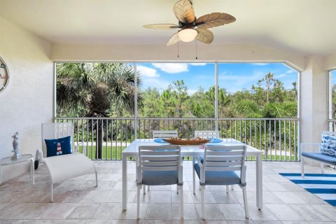 Condo in Fort Myers, Florida, 2 bedrooms № 2214714 - photo 5