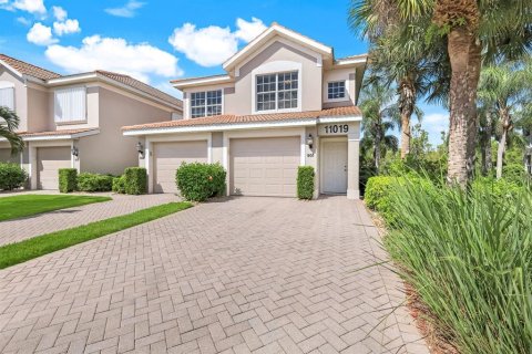 Condo in Fort Myers, Florida, 2 bedrooms № 2214714 - photo 26