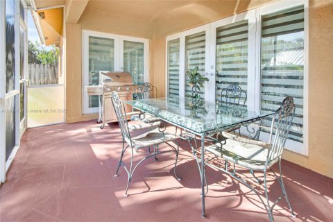 House in Pembroke Pines, Florida 4 bedrooms, 235.23 sq.m. № 1970391 - photo 25