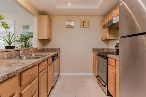 Copropriété à vendre à North Fort Myers, Floride: 1 chambre, 61.22 m2 № 1903840 - photo 10