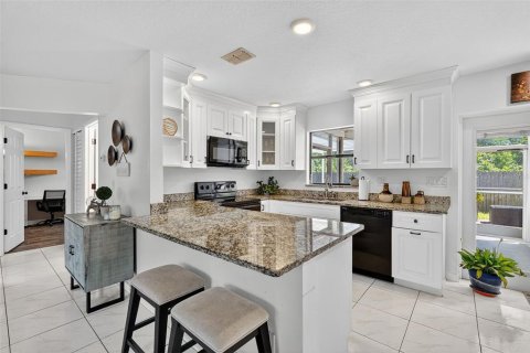 Casa en venta en Clearwater, Florida, 3 dormitorios, 106.37 m2 № 1906763 - foto 9