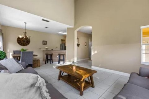 Townhouse in Kissimmee, Florida 4 bedrooms, 152.82 sq.m. № 1894711 - photo 6