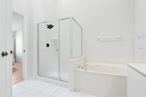 House in Davenport, Florida 4 bedrooms, 174.84 sq.m. № 1838030 - photo 22