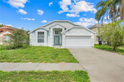 House in Davenport, Florida 4 bedrooms, 174.84 sq.m. № 1838030 - photo 1