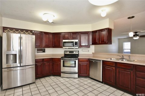 Casa en alquiler en Apopka, Florida, 3 dormitorios, 166.67 m2 № 1918141 - foto 6