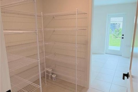 Купить виллу или дом в Норт-Порт, Флорида 4 комнаты, 278.71м2, № 2107273 - фото 3