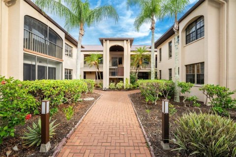 Condo in Punta Gorda, Florida, 2 bedrooms  № 2148354