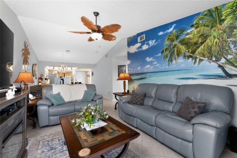 Condo in Punta Gorda, Florida, 2 bedrooms  № 2148354 - photo 21