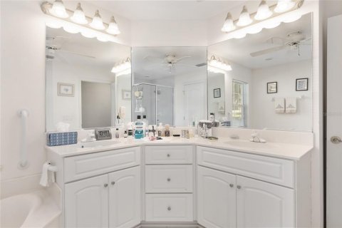 Villa ou maison à vendre à Ocala, Floride: 4 chambres, 234.67 m2 № 2330427 - photo 15