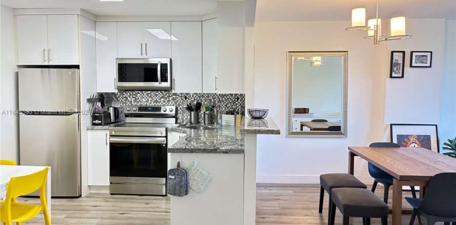 Condo à Aventura, Floride, 1 chambre № 1846221