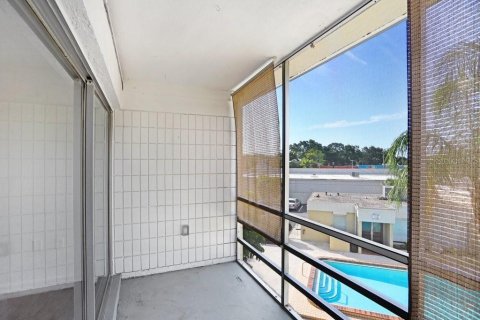 Снять в аренду кондоминиум в Тампа, Флорида 1 комната, 60.39м2, № 1913995 - фото 11