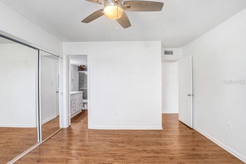 Снять в аренду кондоминиум в Тампа, Флорида 1 комната, 60.39м2, № 1913995 - фото 8