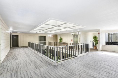 Снять в аренду кондоминиум в Тампа, Флорида 1 комната, 60.39м2, № 1913995 - фото 13