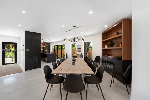 Купить виллу или дом в Майами, Флорида 5 спален, 219.81м2, № 2050770 - фото 27