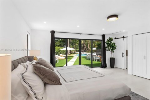 Купить виллу или дом в Майами, Флорида 5 спален, 219.81м2, № 2050770 - фото 26