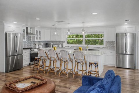 Villa ou maison à vendre à Bradenton, Floride: 3 chambres, 184.32 m2 № 2277656 - photo 3