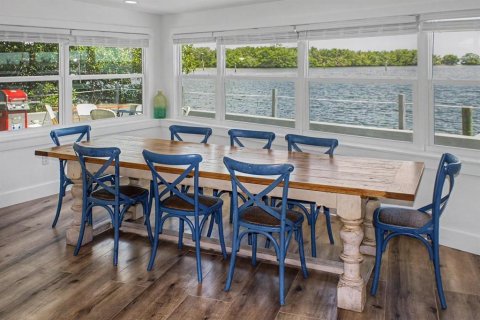 Villa ou maison à vendre à Bradenton, Floride: 3 chambres, 184.32 m2 № 2277656 - photo 4