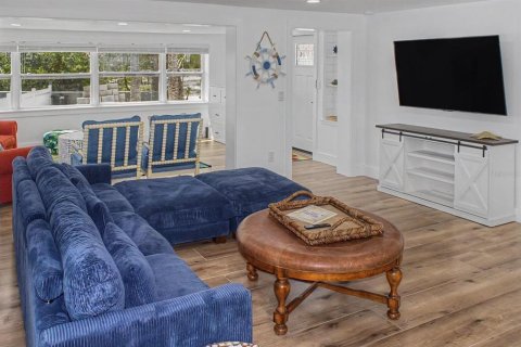 Villa ou maison à vendre à Bradenton, Floride: 3 chambres, 184.32 m2 № 2277656 - photo 6