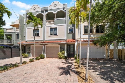 Adosado en venta en Fort Lauderdale, Florida, 3 dormitorios, 186.55 m2 № 2072689 - foto 3