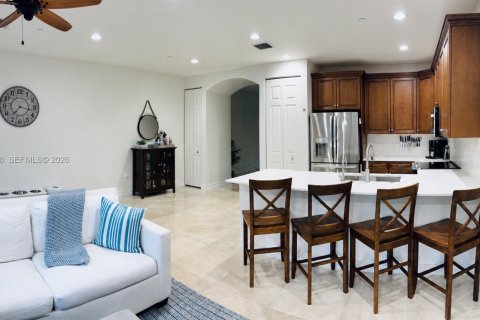 Adosado en venta en Fort Lauderdale, Florida, 3 dormitorios, 186.55 m2 № 2072689 - foto 11