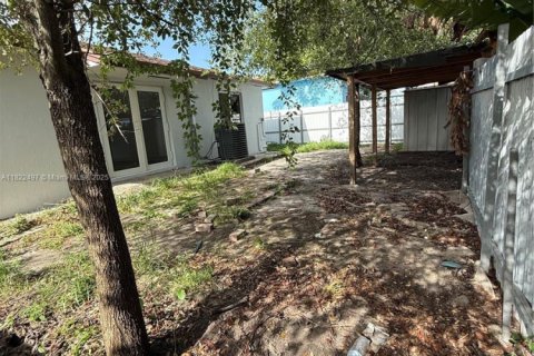 Купить виллу или дом в Майами, Флорида 3 спальни, 139.35м2, № 1785880 - фото 19