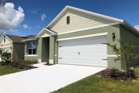 House in Lake Alfred, Florida 3 bedrooms, 157 sq.m. № 2209235 - photo 2