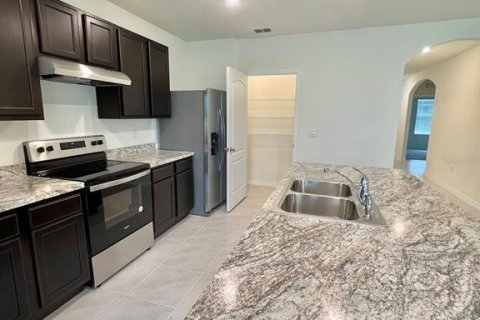 House in Lake Alfred, Florida 3 bedrooms, 157 sq.m. № 2209235 - photo 9