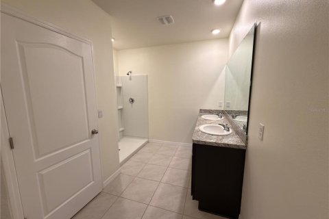 House in Lake Alfred, Florida 3 bedrooms, 157 sq.m. № 2209235 - photo 22