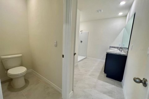 House in Lake Alfred, Florida 3 bedrooms, 157 sq.m. № 2209235 - photo 16
