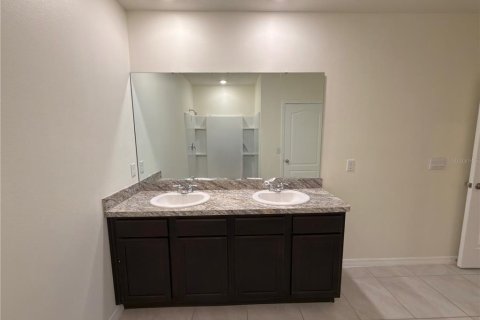 House in Lake Alfred, Florida 3 bedrooms, 157 sq.m. № 2209235 - photo 20