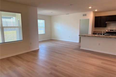 House in Lake Alfred, Florida 3 bedrooms, 157 sq.m. № 2209235 - photo 11
