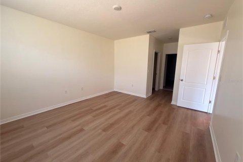 House in Lake Alfred, Florida 3 bedrooms, 157 sq.m. № 2209235 - photo 25