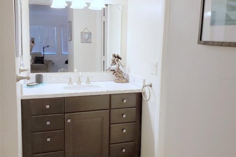 Copropriété à louer à Sarasota, Floride: 2 chambres, 102.94 m2 № 214826 - photo 17