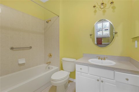 Condo in Sun City Center, Florida, 2 bedrooms  № 1539030 - photo 18