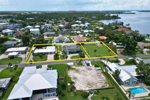 Casa en venta en Sarasota, Florida, 4 dormitorios, 172.05 m2 № 1869279 - foto 2
