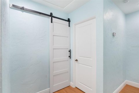 Villa ou maison à vendre à Saint Petersburg, Floride: 4 chambres, 126.35 m2 № 2353297 - photo 10