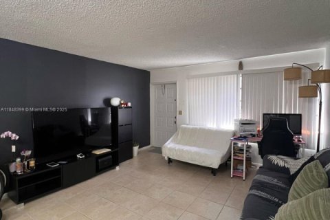 Copropriété à vendre à Coral Springs, Floride: 2 chambres, 71.35 m2 № 1848956 - photo 10