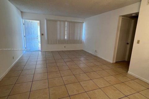 Copropriété à vendre à Coral Springs, Floride: 2 chambres, 71.35 m2 № 1848956 - photo 14