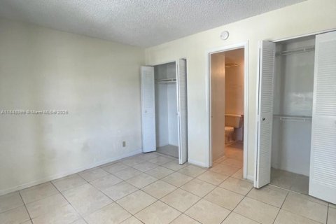 Copropriété à vendre à Coral Springs, Floride: 2 chambres, 71.35 m2 № 1848956 - photo 16
