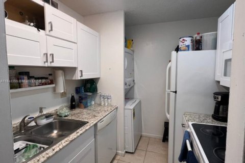 Copropriété à vendre à Coral Springs, Floride: 2 chambres, 71.35 m2 № 1848956 - photo 8