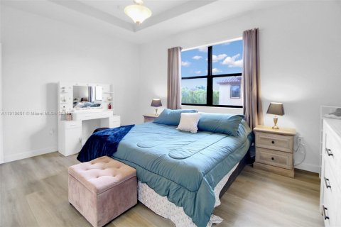 Casa en venta en Homestead, Florida, 3 dormitorios, 203.73 m2 № 1974741 - foto 27